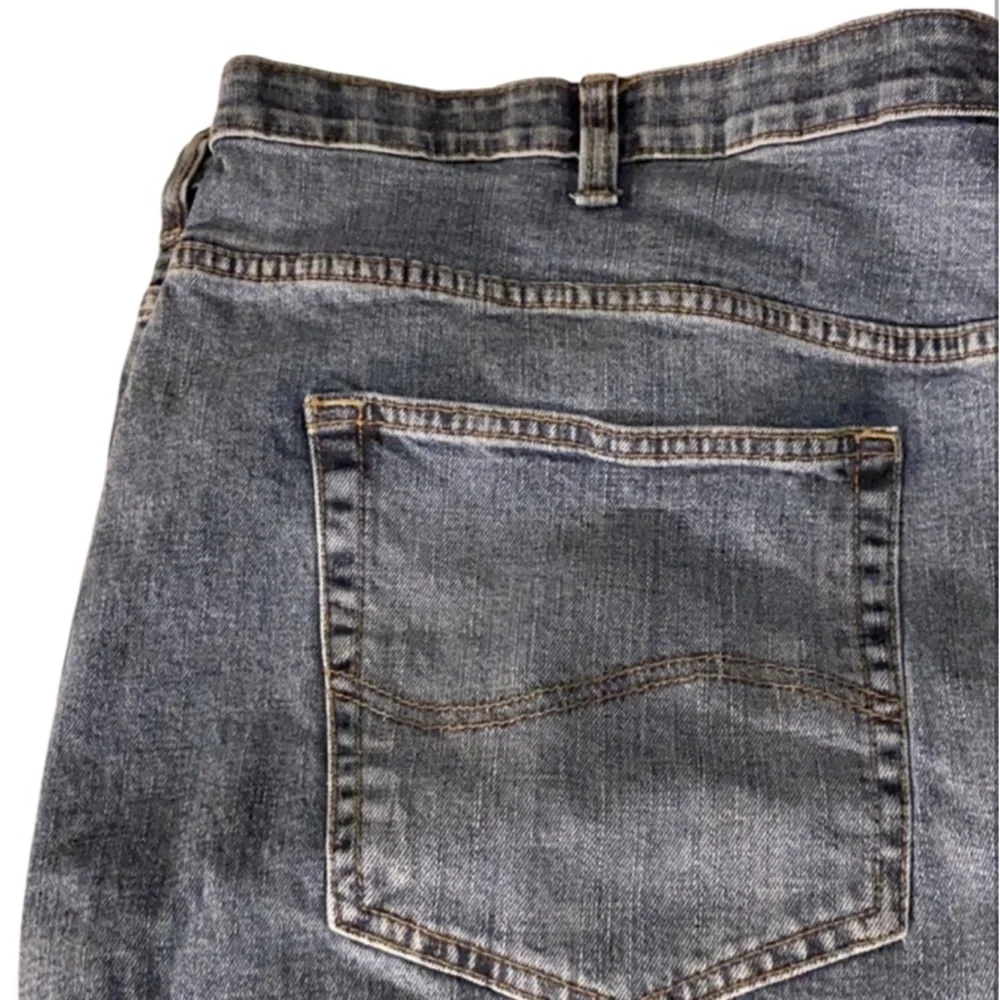 Men’s Big & Tall Lee Straight Leg Medium Wash Jean